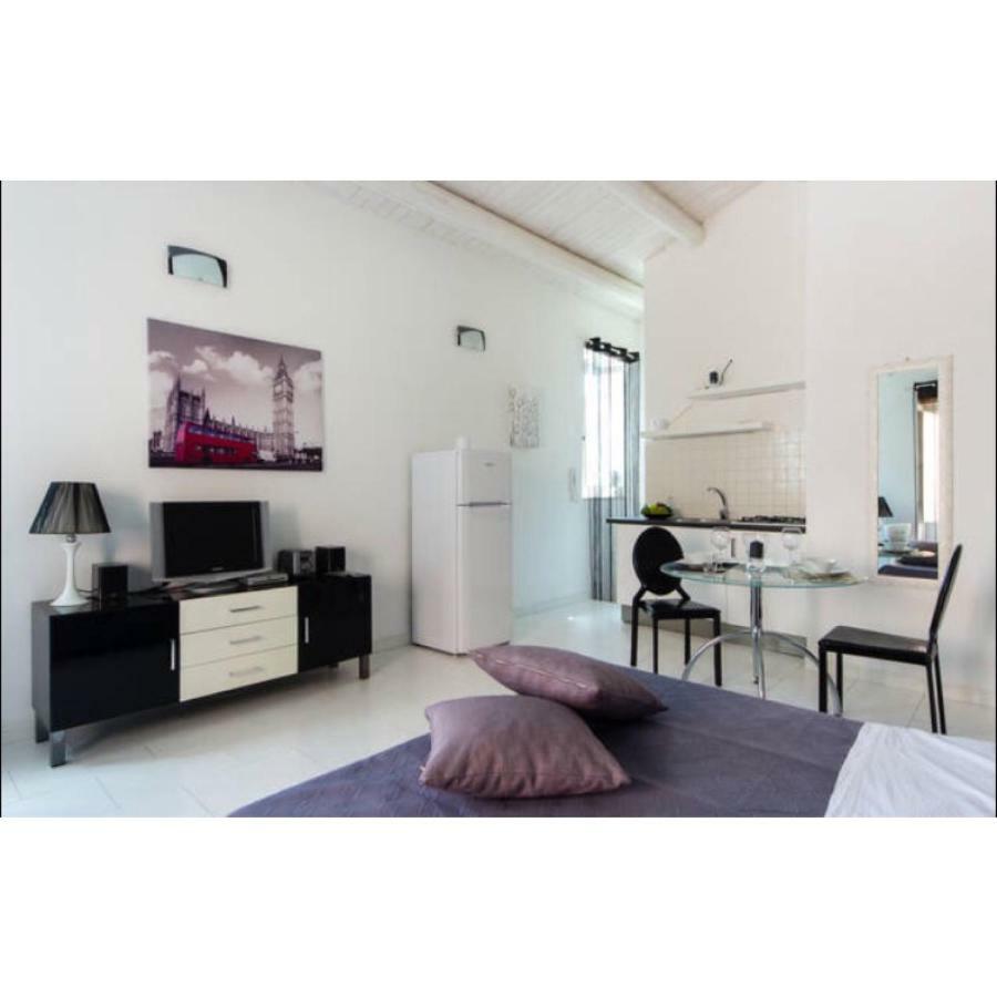 Monolocale Via Arizzi Syracuse